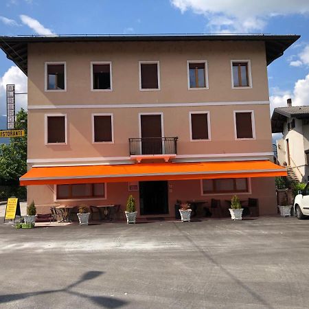 Locanda Alla Stazione Santa Giustina  Eksteriør billede